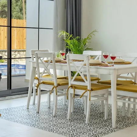 Villammiss1 * Yesilkoy (Mediterranean)
